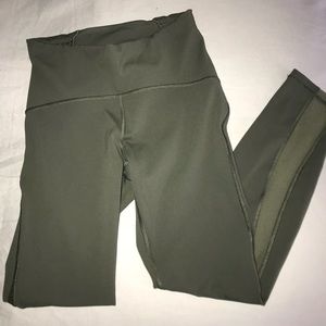 Lululemon Train Times Pant 7/8 Length Size 6